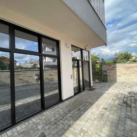 טיראנה Franco Apartments מראה חיצוני תמונה